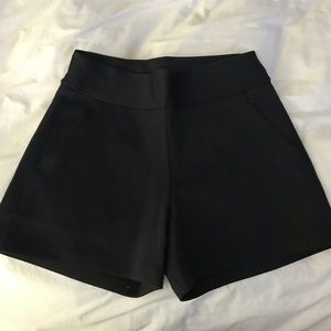 Lulu lemon high waisted structured shorts